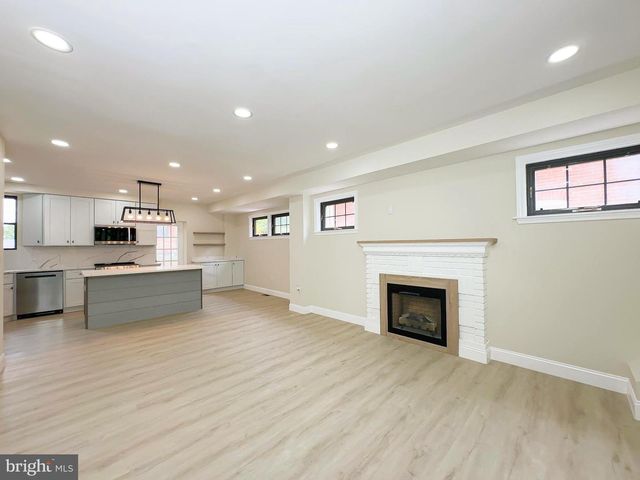 5903 4TH ST NW, Washington, DC 20011