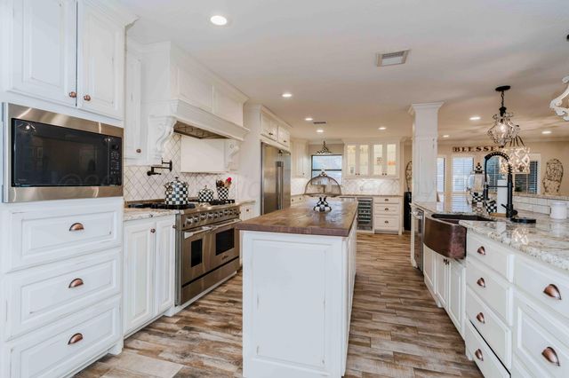 7406 SLEEPY HOLLOW Boulevard, Amarillo, TX 79121