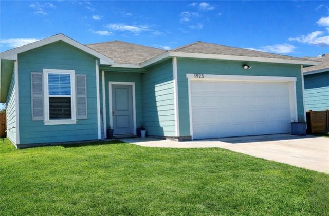 1925 Lighthouse Lakes, Aransas Pass, TX 78336