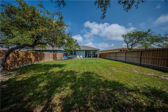 1925 Lighthouse Lakes, Aransas Pass, TX 78336