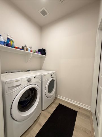 1925 Lighthouse Lakes, Aransas Pass, TX 78336