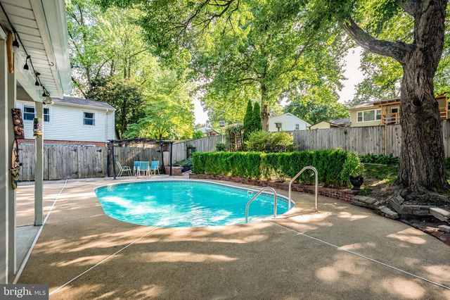 6214 ERMAN ST, Burke, VA 22015