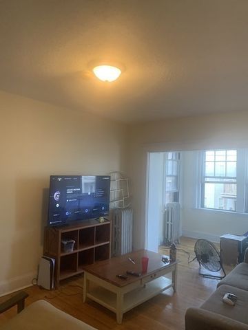 40 Chester Street 12, Boston, MA 02134