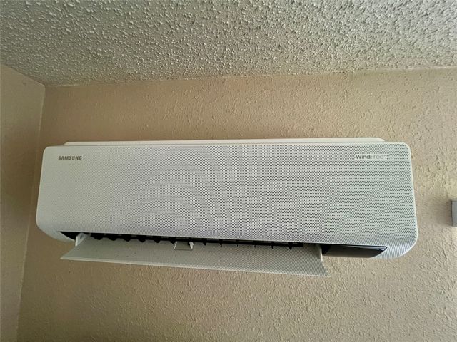 5432 Thomas Lane, River Oaks, TX 76114