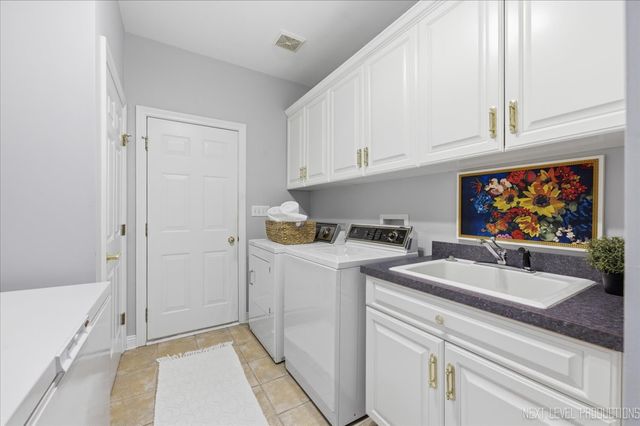 10N800 Highland Trail, Hampshire, IL 60140