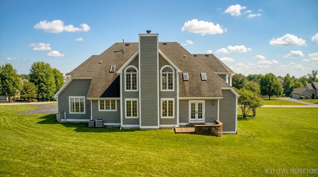 10N800 Highland Trail, Hampshire, IL 60140