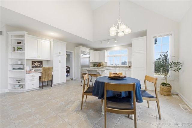 10N800 Highland Trail, Hampshire, IL 60140