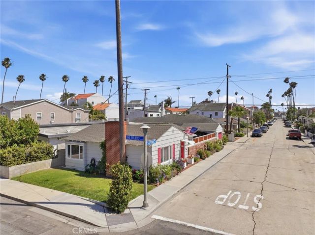 5928 E The Toledo, Long Beach, CA 90803