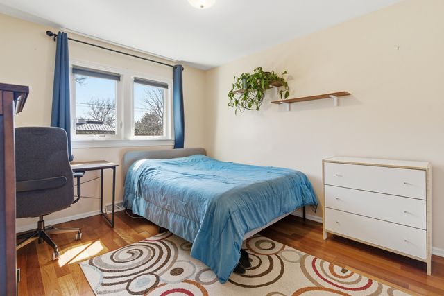 10033 Montrose Avenue, Schiller Park, IL 60176