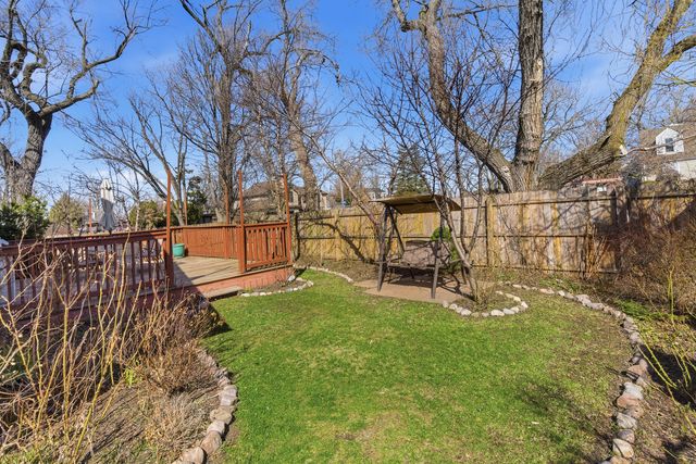 10033 Montrose Avenue, Schiller Park, IL 60176