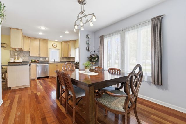 10033 Montrose Avenue, Schiller Park, IL 60176