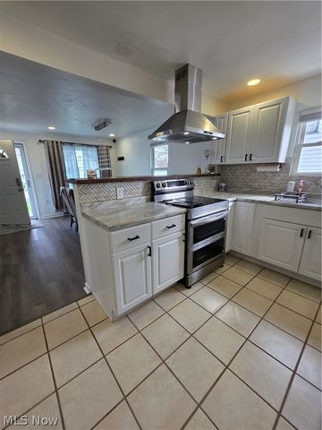 1334 E 346th Street, Eastlake, OH 44095