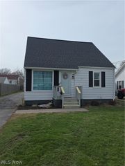 1334 E 346th Street, Eastlake, OH 44095