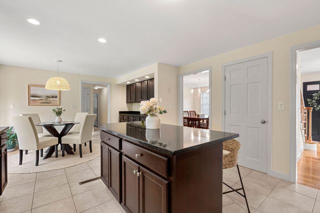 20 Virginia Lane, Newburyport, MA 01950