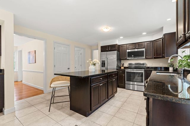 20 Virginia Lane, Newburyport, MA 01950