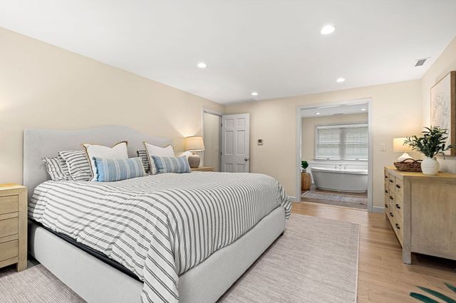 20 Virginia Lane, Newburyport, MA 01950