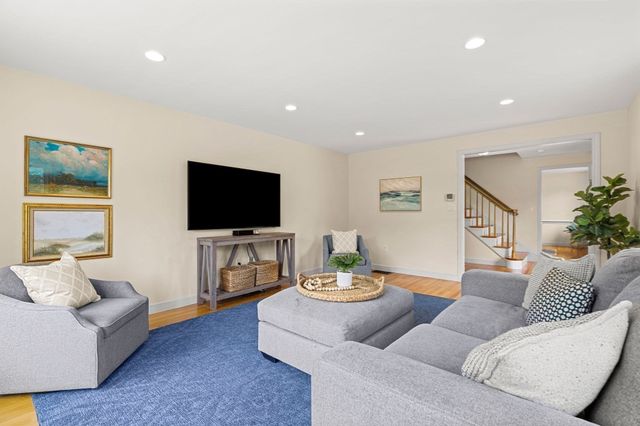 20 Virginia Lane, Newburyport, MA 01950