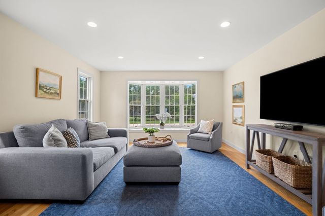 20 Virginia Lane, Newburyport, MA 01950