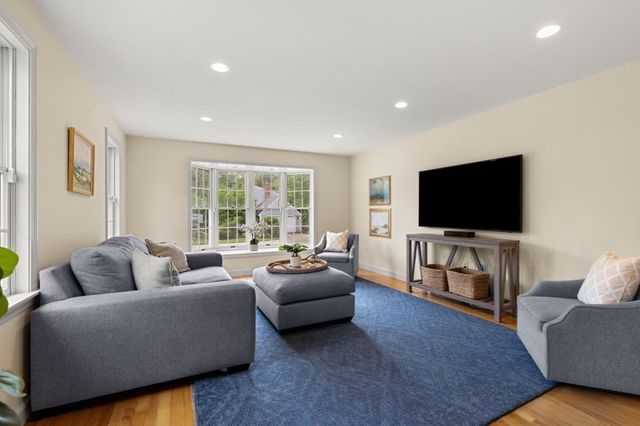 20 Virginia Lane, Newburyport, MA 01950