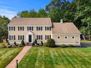20 Virginia Lane, Newburyport, MA 01950