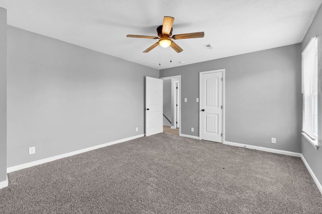 570 Barney Ln, Clarksville, TN 37042