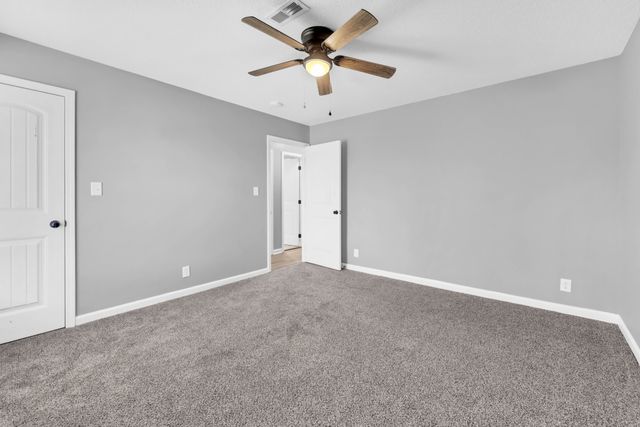 570 Barney Ln, Clarksville, TN 37042