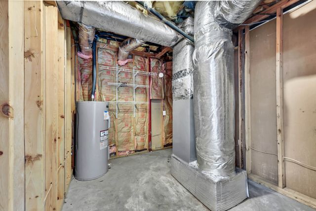 570 Barney Ln, Clarksville, TN 37042