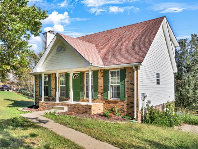 570 Barney Ln, Clarksville, TN 37042