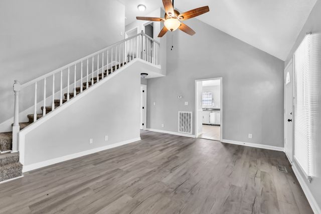 570 Barney Ln, Clarksville, TN 37042