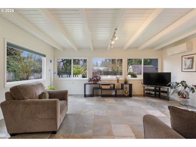 14085 Sw LINDA Ln, Beaverton, OR 97006