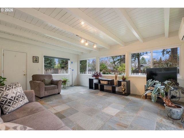 14085 Sw LINDA Ln, Beaverton, OR 97006