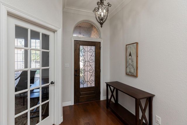 665 Winchester Drive, Bridge City, TX 77611