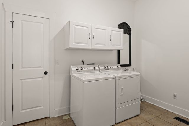 1275 Heather Way, Estill Springs, TN 37330