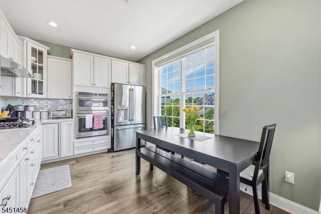 1 Passe Ct, Hillsborough Twp., NJ 08844