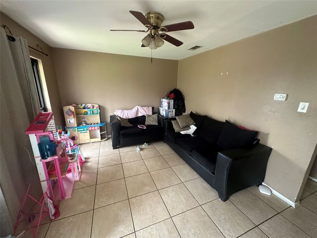 513 Joy Lane, Denison, TX 75021