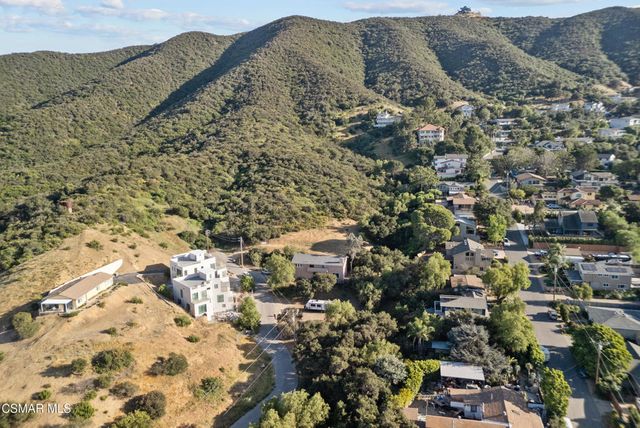 375 Acacia Lane, Newbury Park, CA 91320