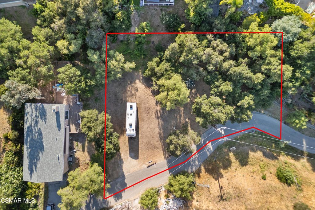 Image 1 of property listing at 375 Acacia Lane, Newbury Park, CA 91320