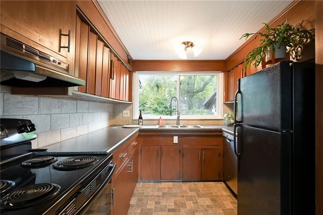 500 SW 4th Street, Lee's Summit, MO 64063