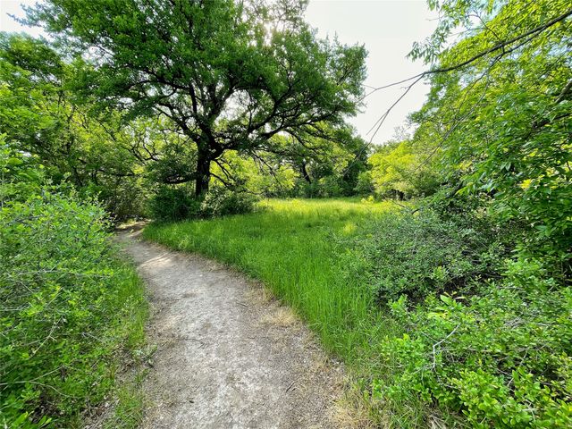 2240 Laurel Ridge Road, Fort Worth, TX 76008