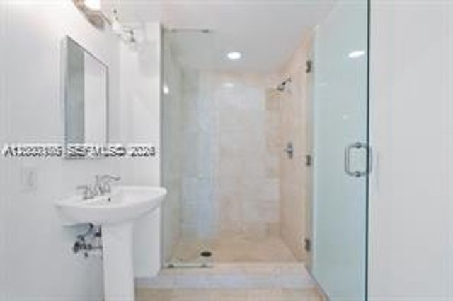 6365 Collins Ave 3309, Miami Beach, FL 33141