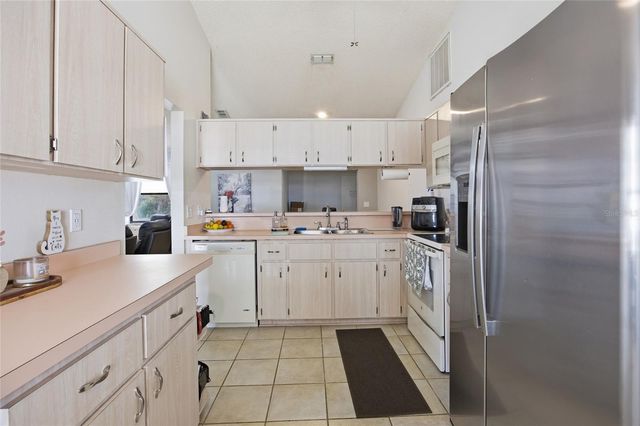 465 MARION OAKS BOULEVARD, Ocala, FL 34473