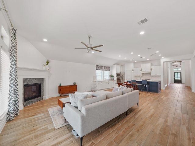 2138 Coyote Run Drive, Katy, TX 77494