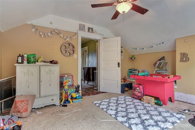 401 E 35th Street, Tacoma, WA 98404