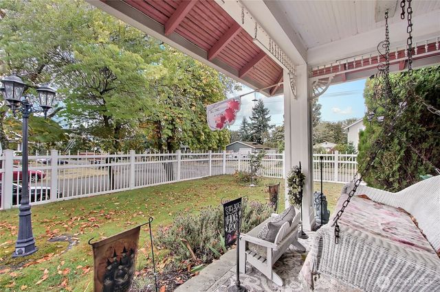 401 E 35th Street, Tacoma, WA 98404