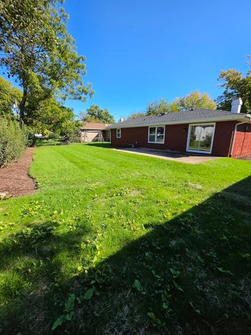 2059 Robert Street, Aurora, IL 60506