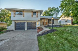 6928 Russell Street, Overland Park, KS 66204