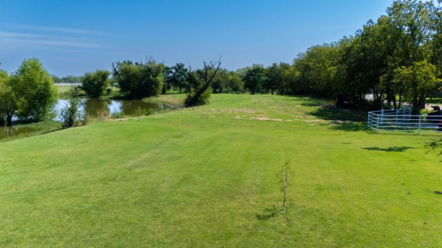 3475 Sauls, Aubrey, TX 76228