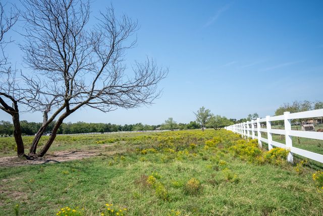 3475 Sauls, Aubrey, TX 76228