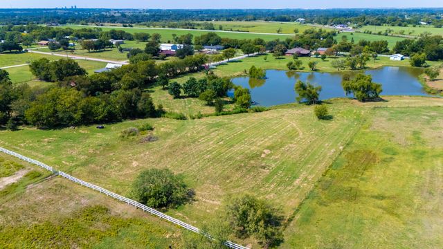 3475 Sauls, Aubrey, TX 76228