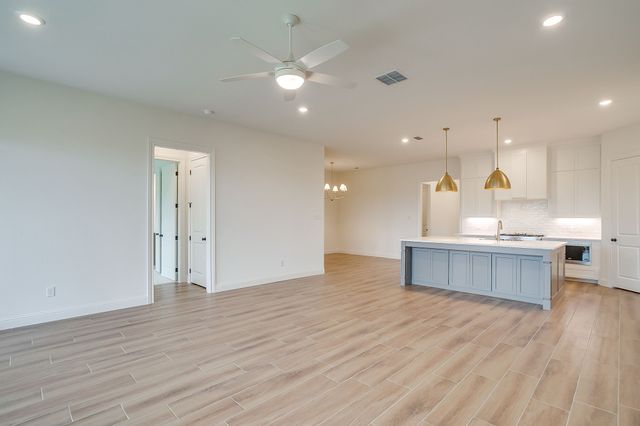 7286 Velvetleaf, Benbrook, TX 76126